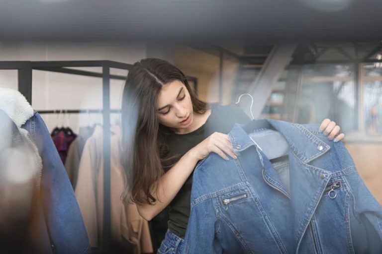 La Chaqueta Azul