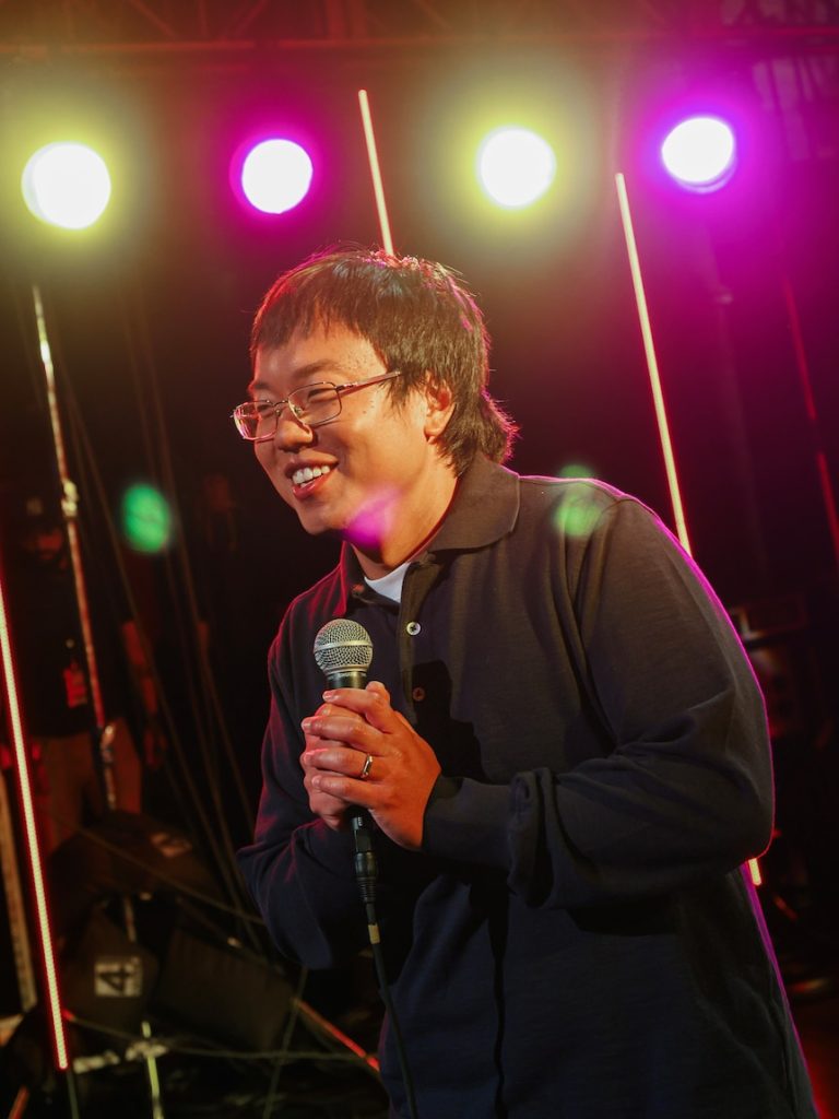 Una noche de comedia en Perth